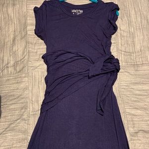 Latched Mama navy nursing dress with side tie EUC